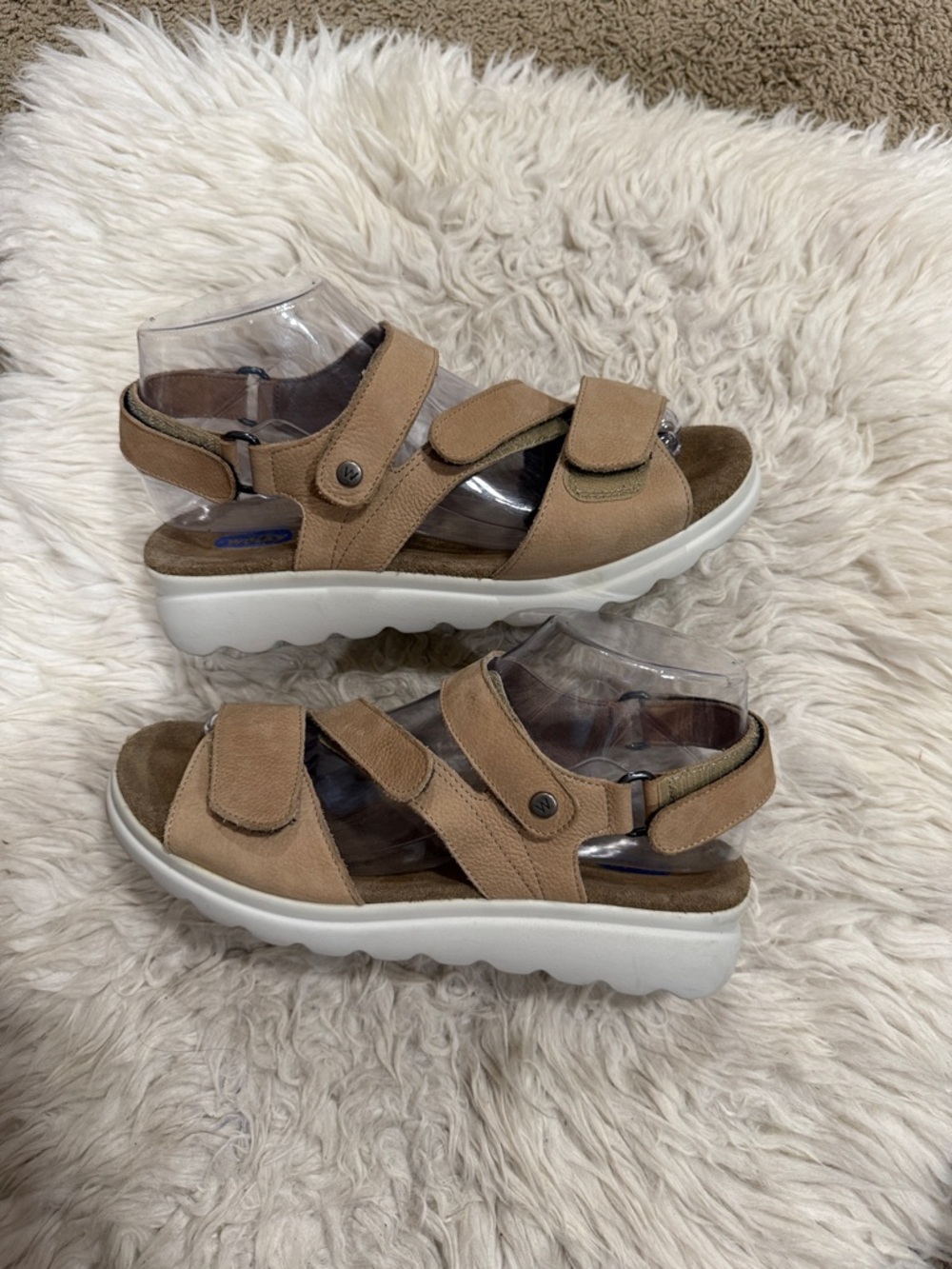 Wolky Ikaria Ankle Strap Platform Wedge
Sandals In Beige Nubuck Size 39 US 8